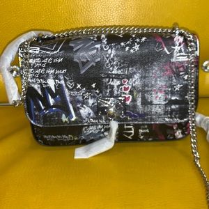 DKNYC LEATHER HANDBAGS WITH HANDLE & SHOULDER STRAP.. ;NEW WITH TAG